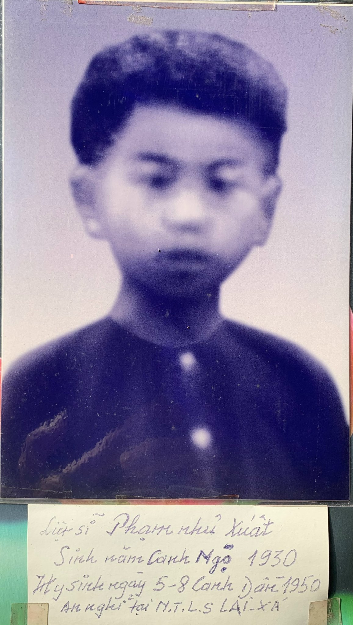 Cụ Xuất